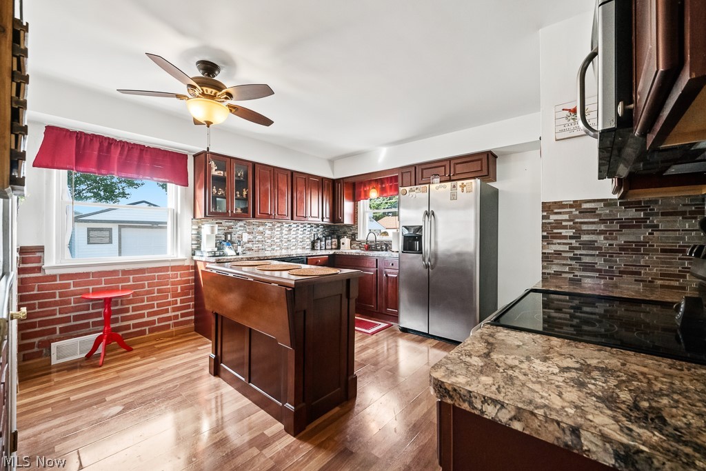 2823 Klusner Avenue Parma OH 44134