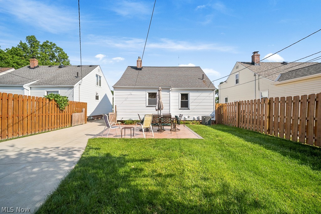 2823 Klusner Avenue Parma OH 44134