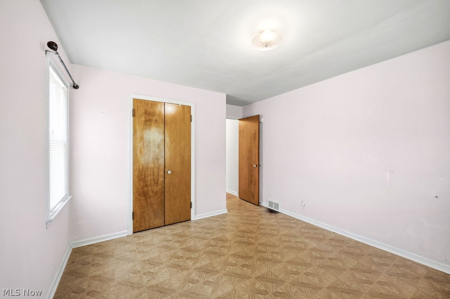 5823 Elmore Drive Parma Heights OH 44130