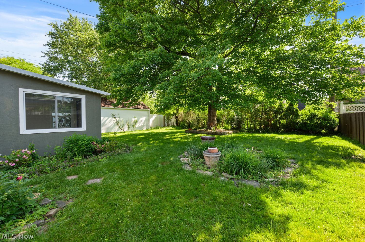 5823 Elmore Drive Parma Heights OH 44130