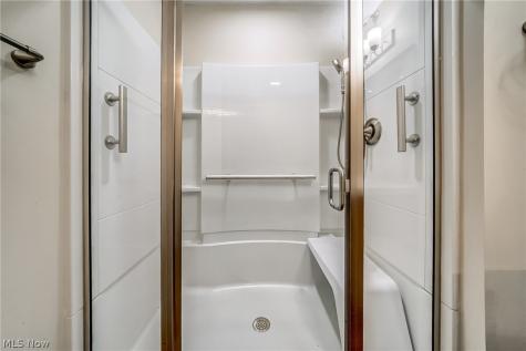 115 Ambleside Way Amherst OH 44001