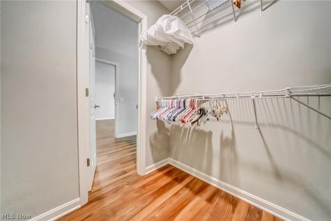115 Ambleside Way Amherst OH 44001