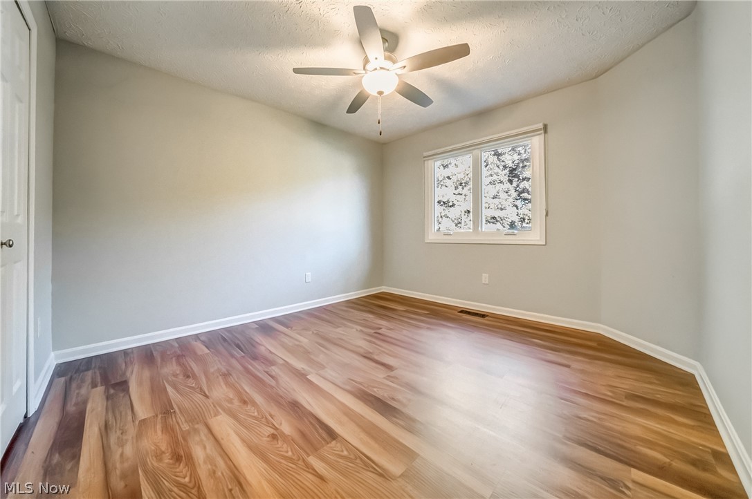 115 Ambleside Way Amherst OH 44001