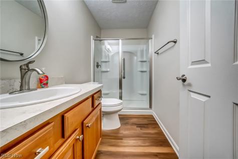 115 Ambleside Way Amherst OH 44001