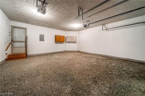 115 Ambleside Way Amherst OH 44001
