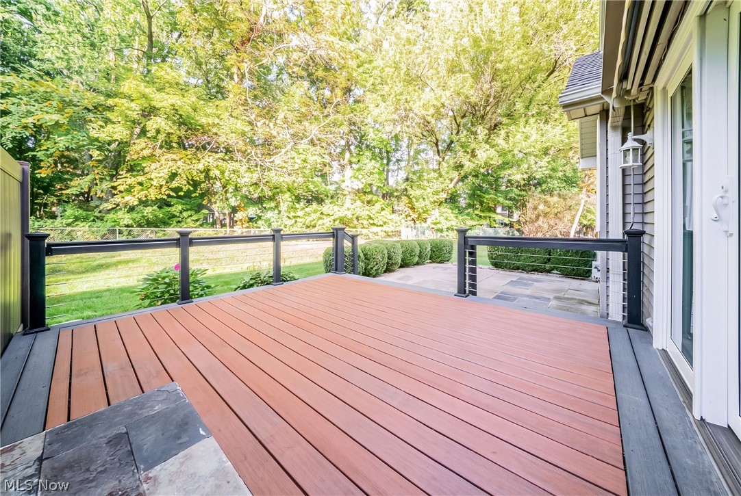 115 Ambleside Way Amherst OH 44001