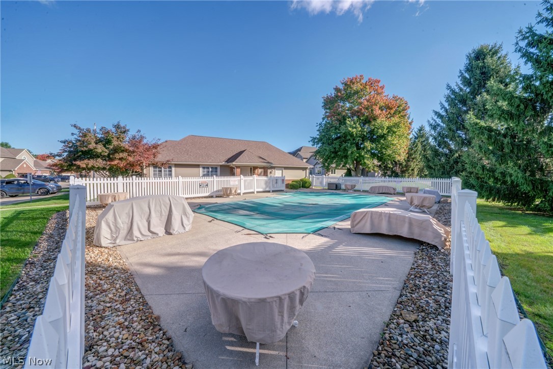 115 Ambleside Way Amherst OH 44001