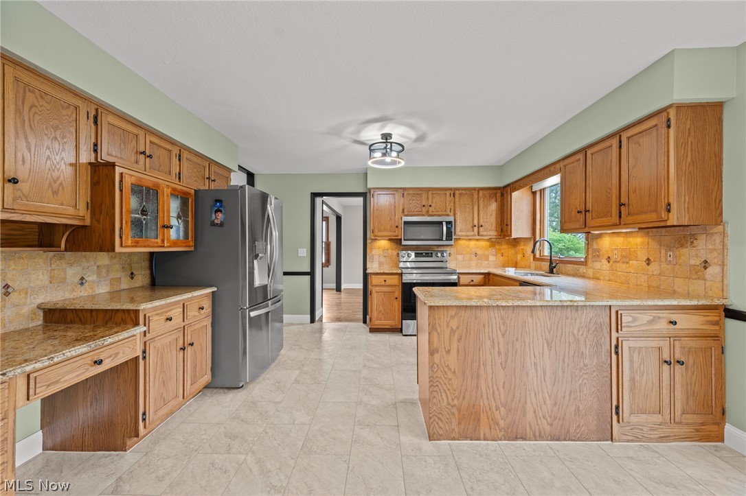 165 Valley Brook Boulevard Hinckley OH 44233
