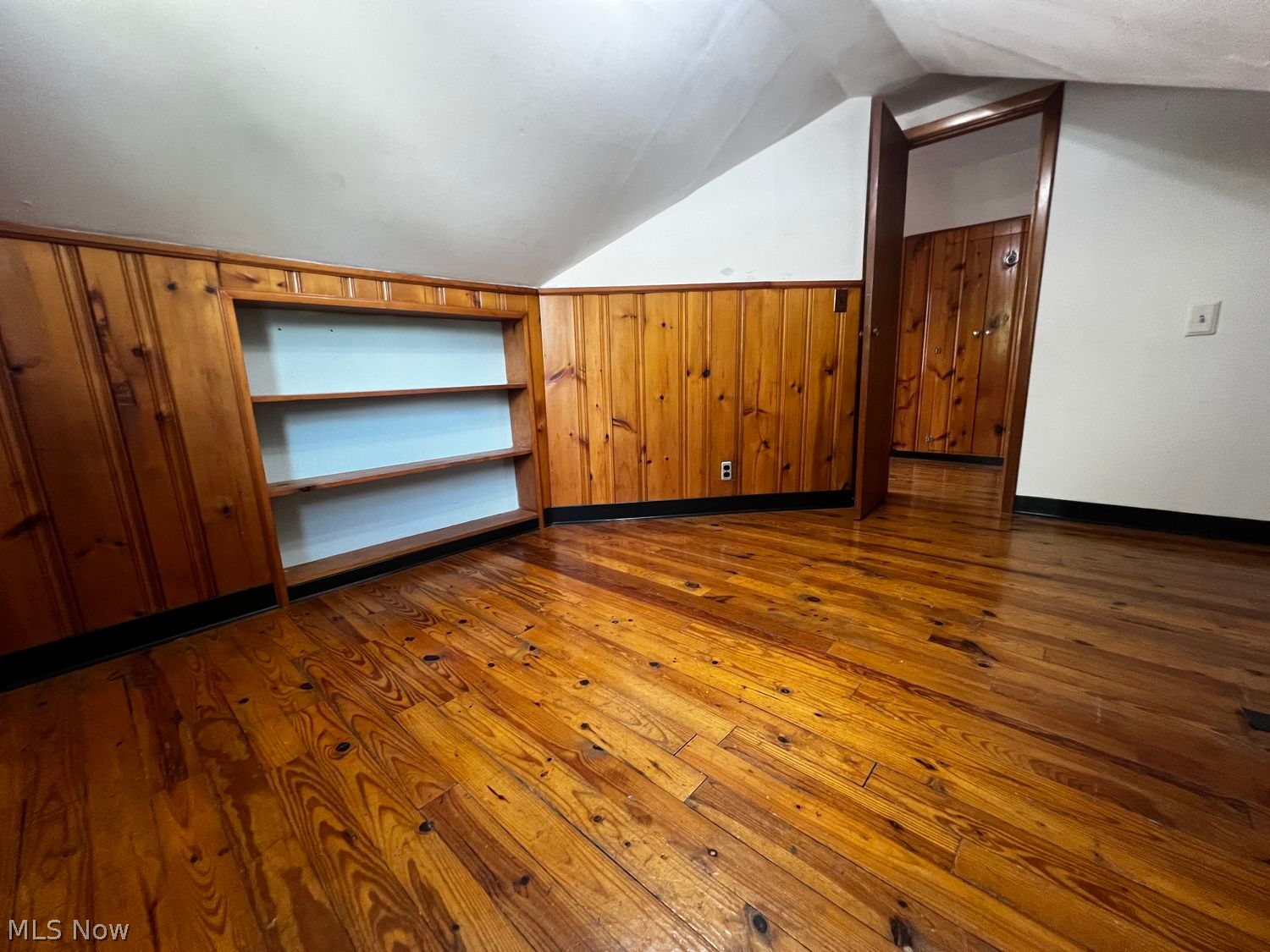 5132 Strawberry Lane Willoughby OH 44094