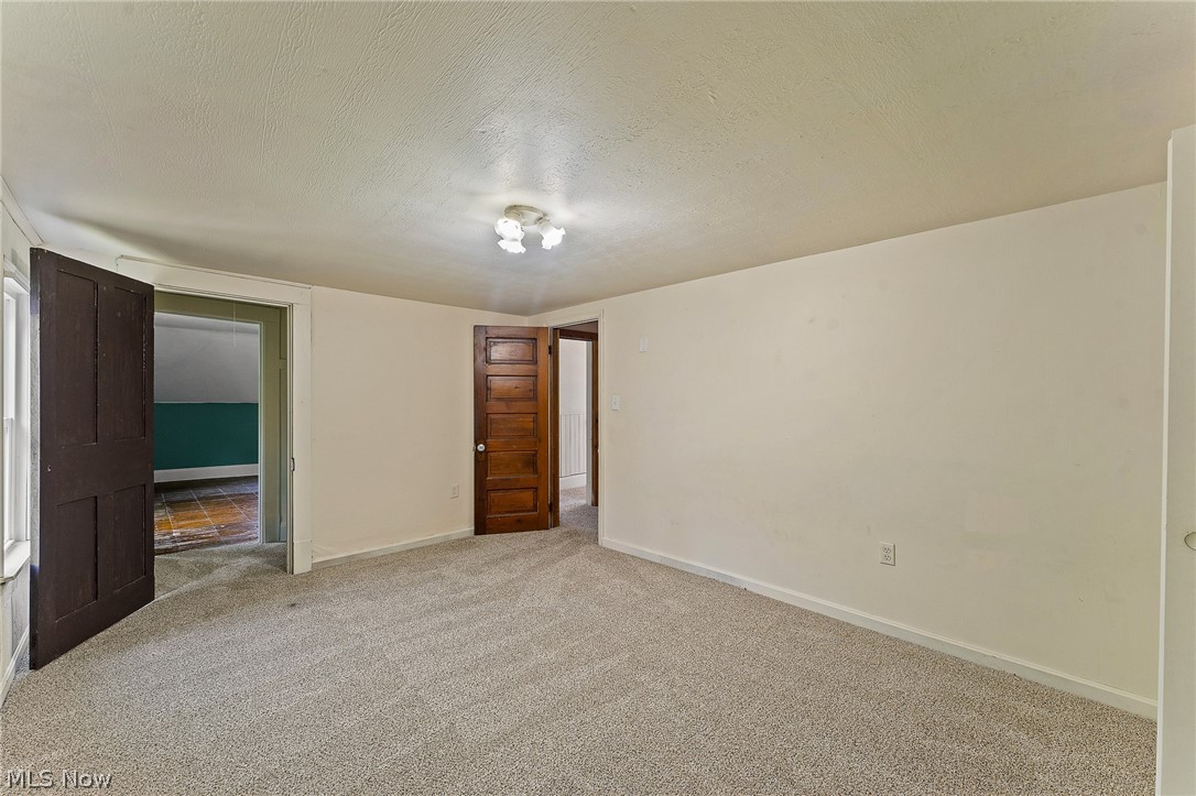 44 Water Street Poland OH 44514