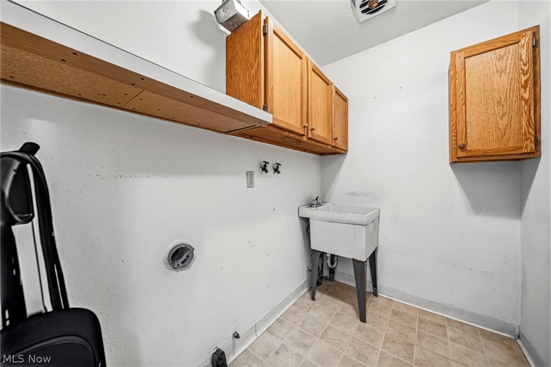 871 Cranbrook Drive Highland Heights OH 44143