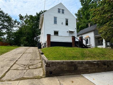 804 Beardsley Street Akron OH 44311