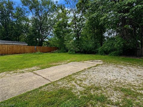 804 Beardsley Street Akron OH 44311