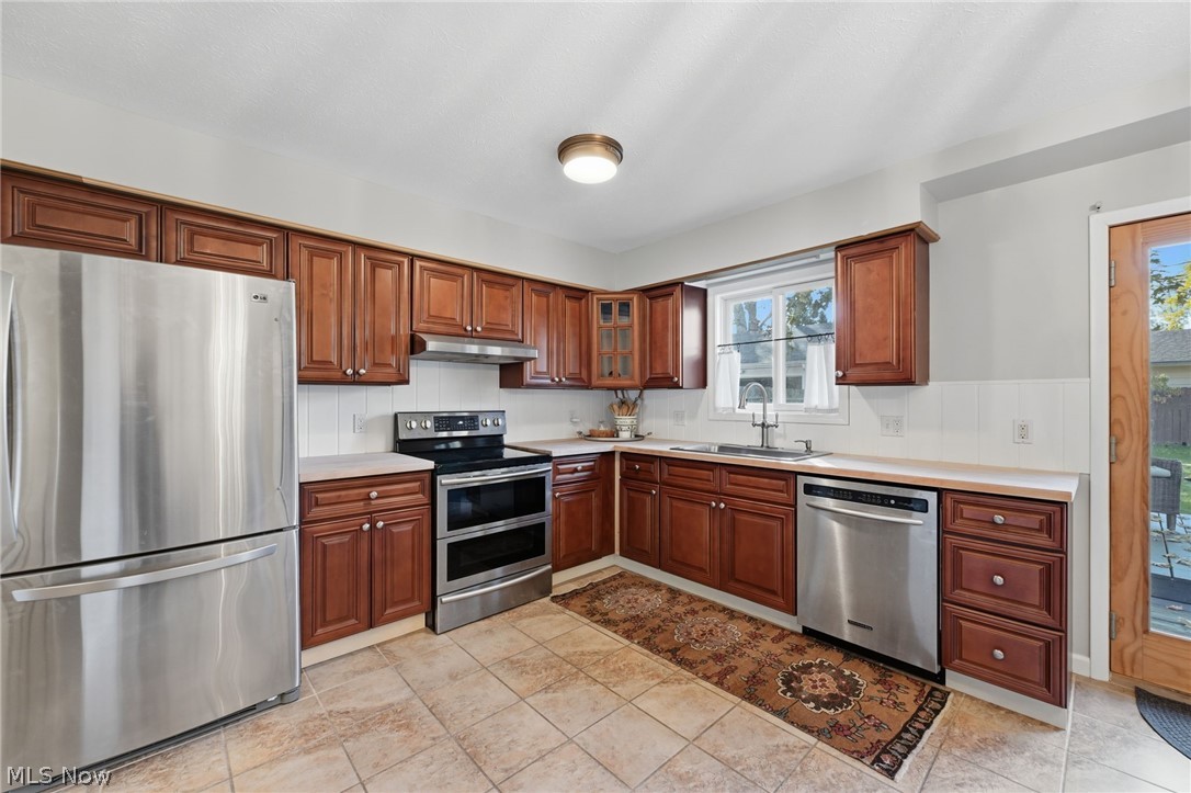35462 Dewey Drive Eastlake OH 44095