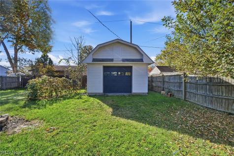 35462 Dewey Drive Eastlake OH 44095