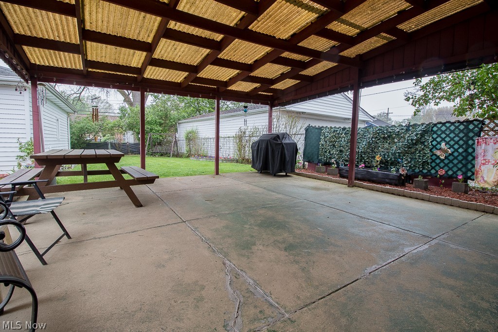 668 E 315th Street Willowick OH 44095