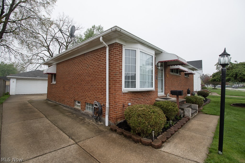 668 E 315th Street Willowick OH 44095