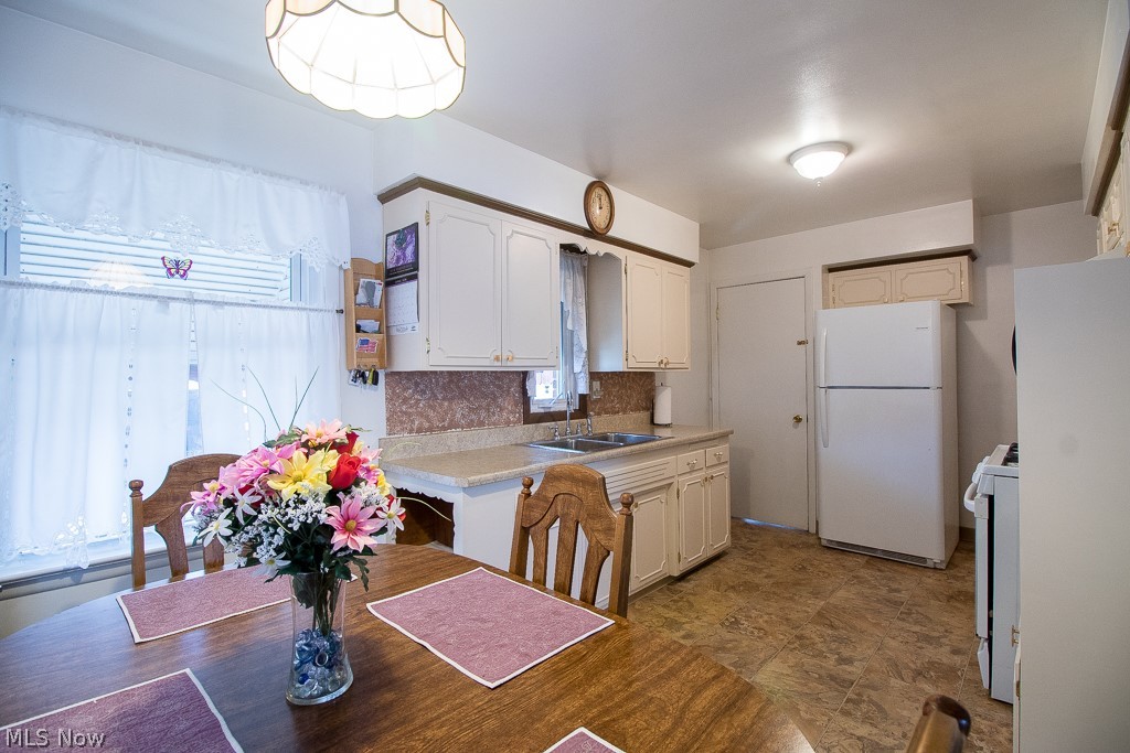 668 E 315th Street Willowick OH 44095
