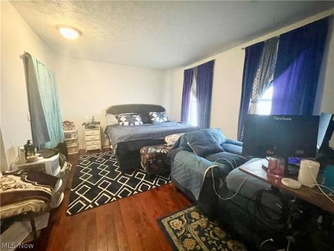 2193 E 35th Street Cleveland OH 44115