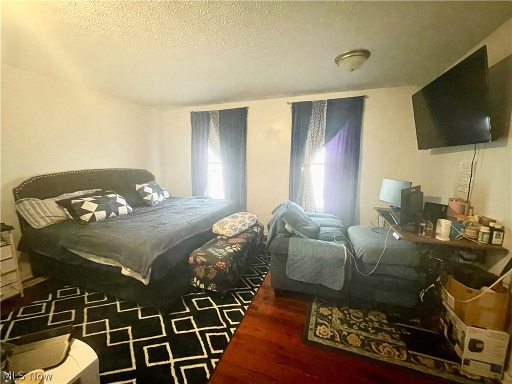 2193 E 35th Street Cleveland OH 44115