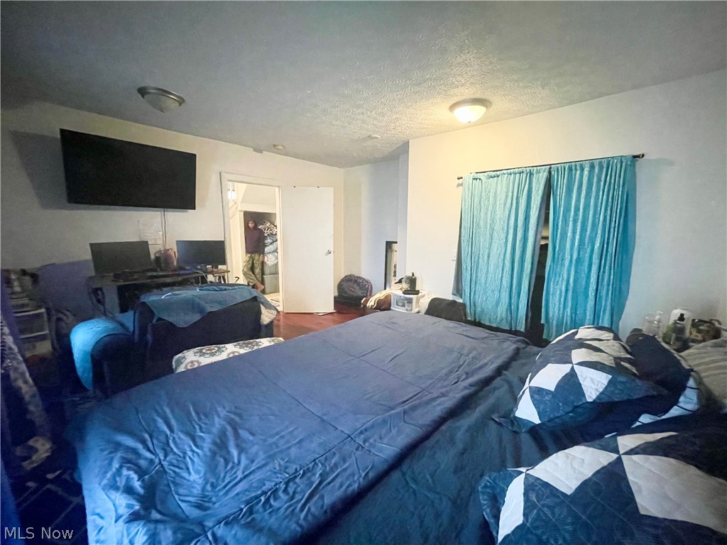 2193 E 35th Street Cleveland OH 44115