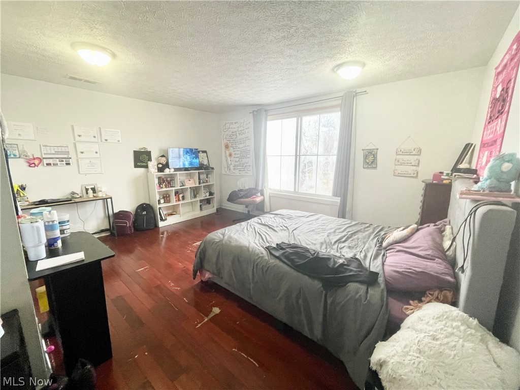 2193 E 35th Street Cleveland OH 44115