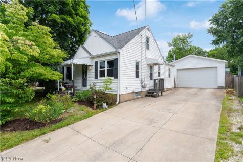1513 10th Street Cuyahoga Falls OH 44221