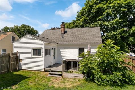 1513 10th Street Cuyahoga Falls OH 44221