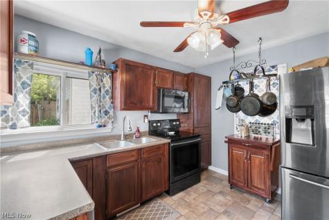 1513 10th Street Cuyahoga Falls OH 44221