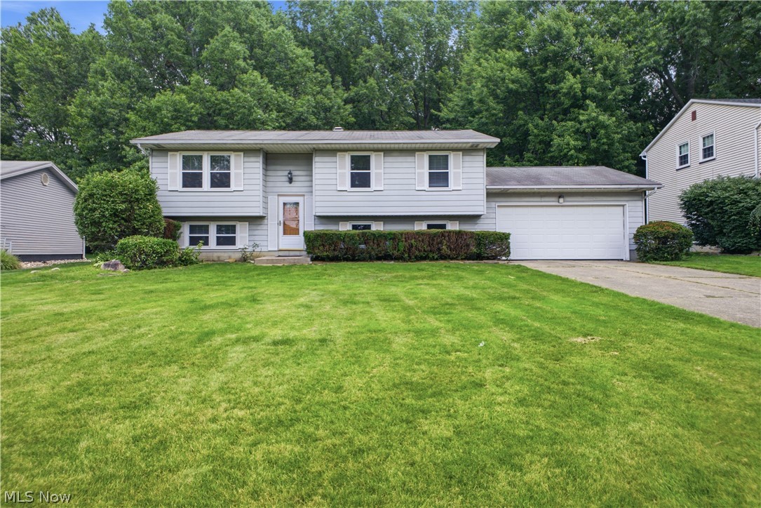 7533 Jaguar Drive Boardman OH 44512