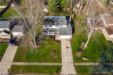 5922 Opal Street North Ridgeville OH 44039