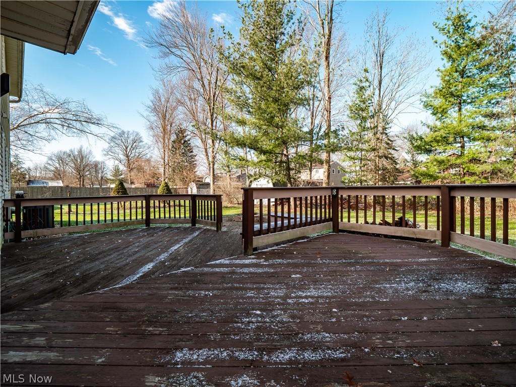 5922 Opal Street North Ridgeville OH 44039