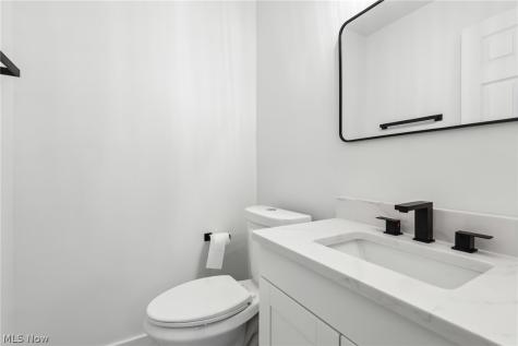 3621 Glencairn Road Shaker Heights OH 44122