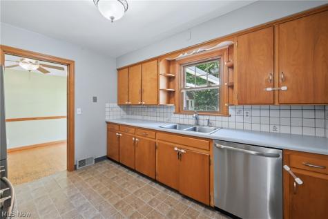 4746 Firnley Avenue Youngstown OH 44512