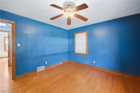4746 Firnley Avenue Youngstown OH 44512