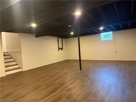 6035 Richville Drive SW Navarre OH 44662