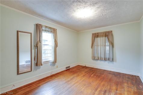 1425 Chippewa Avenue Akron OH 44305