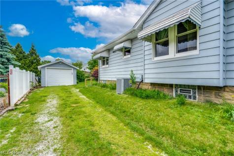 1425 Chippewa Avenue Akron OH 44305