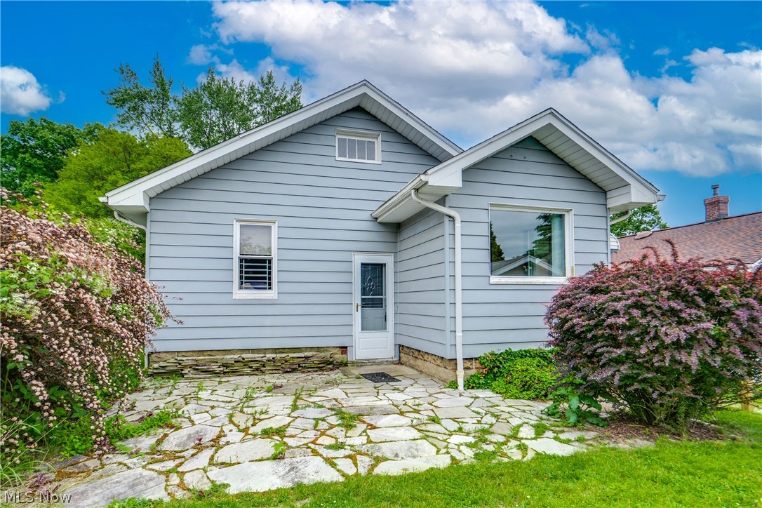 1425 Chippewa Avenue Akron OH 44305