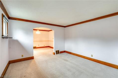 1425 Chippewa Avenue Akron OH 44305