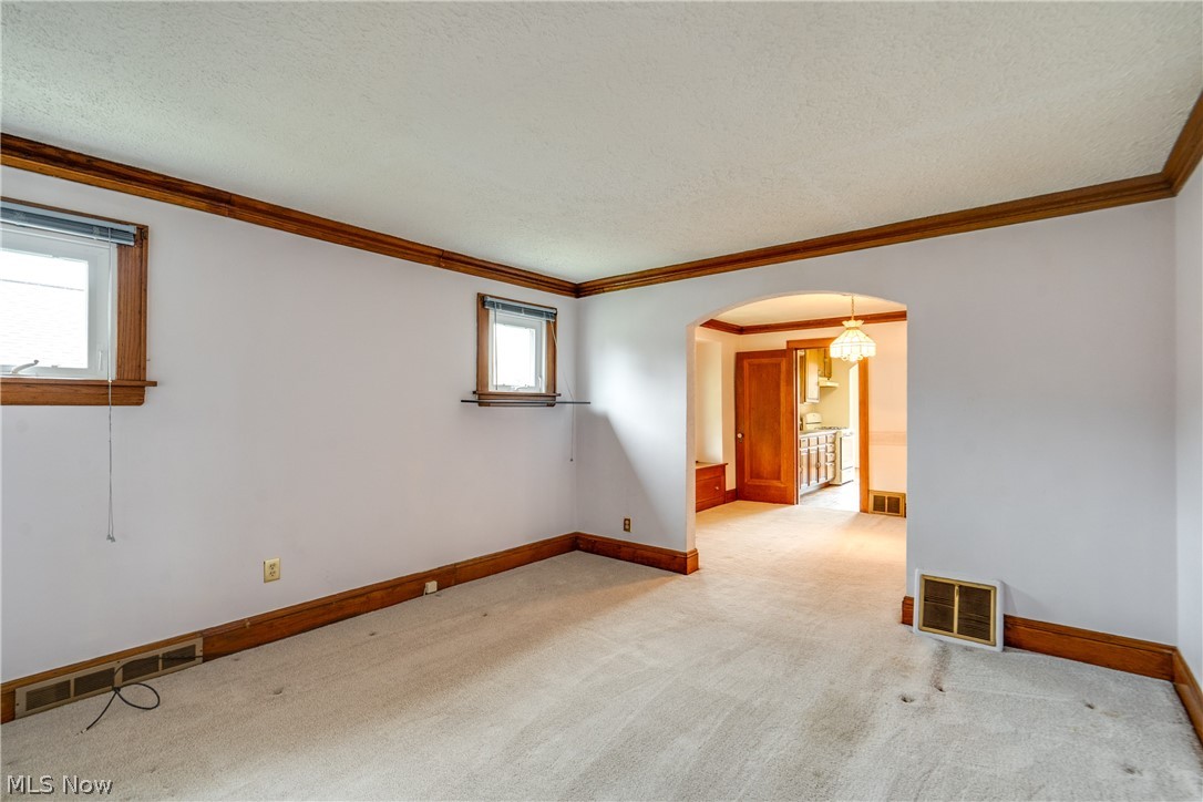 1425 Chippewa Avenue Akron OH 44305