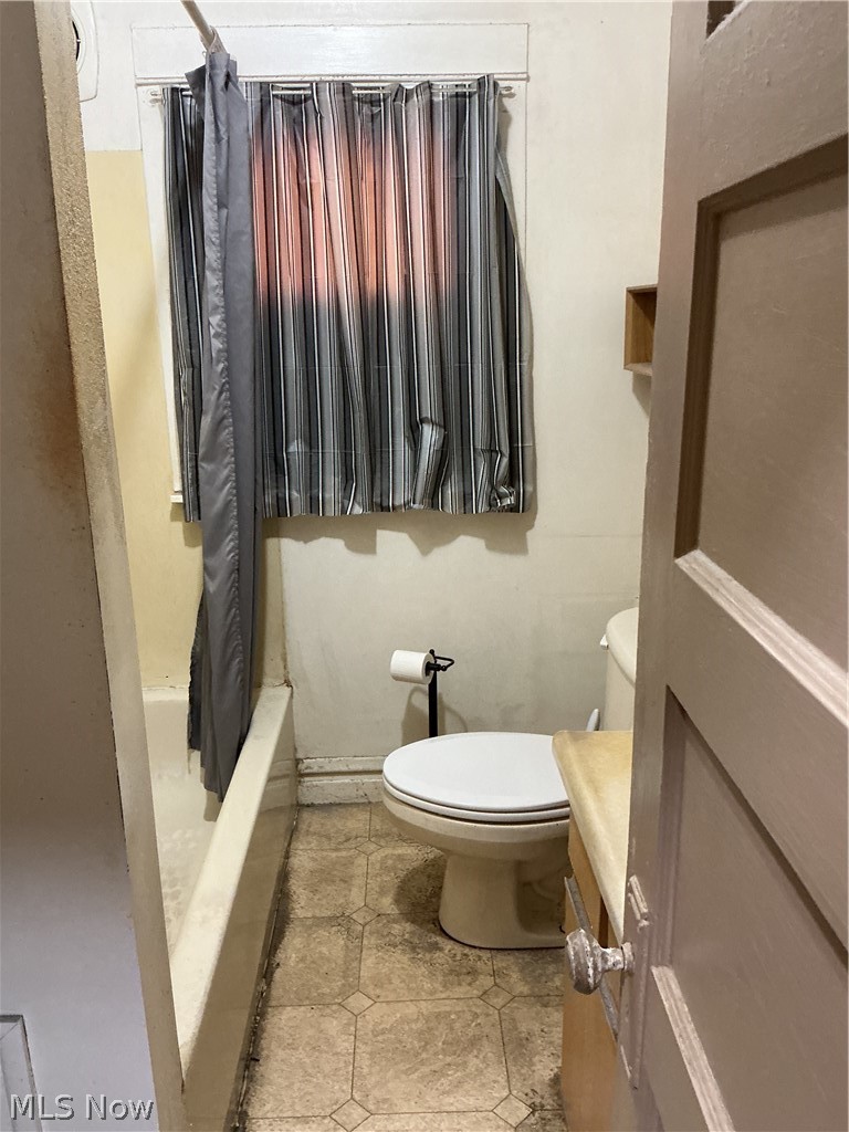 667 Seiberling Street Akron OH 44306