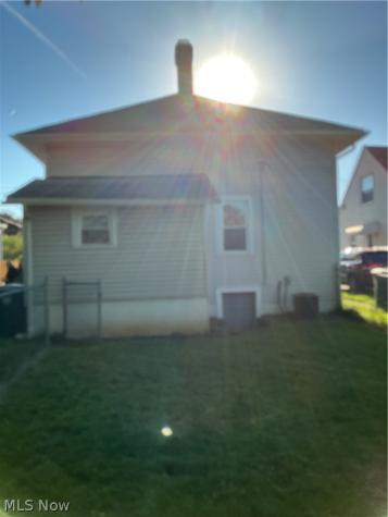 667 Seiberling Street Akron OH 44306