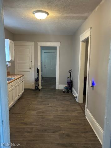 679 Wooster Road W Barberton OH 44203