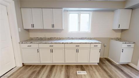 3327 W 56th Street Cleveland OH 44102