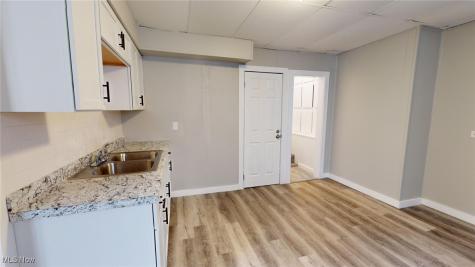 3327 W 56th Street Cleveland OH 44102