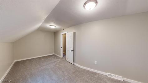 3327 W 56th Street Cleveland OH 44102