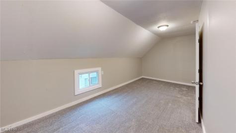 3327 W 56th Street Cleveland OH 44102