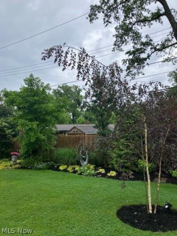 463 Queenswood Drive Bay Village OH 44140