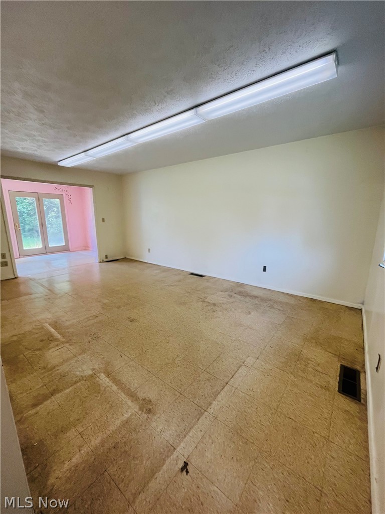 723 Trotter Lane Berea OH 44017